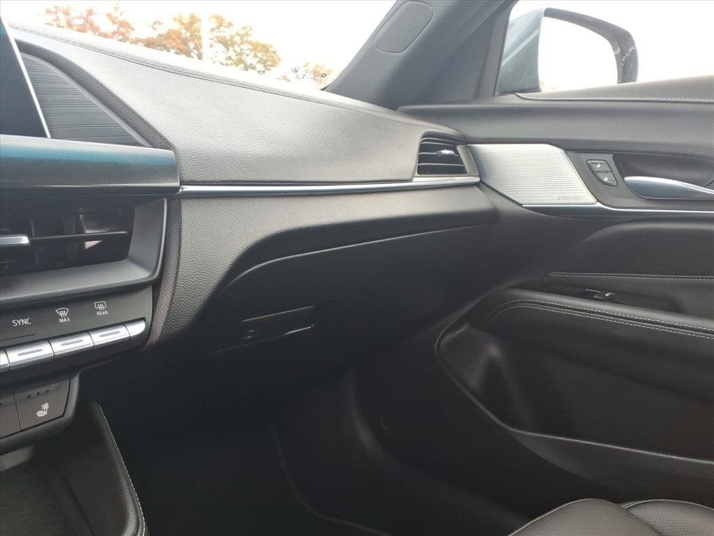 2022 Cadillac CT4 Premium Luxury