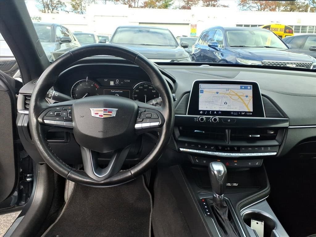 2022 Cadillac CT4 Premium Luxury