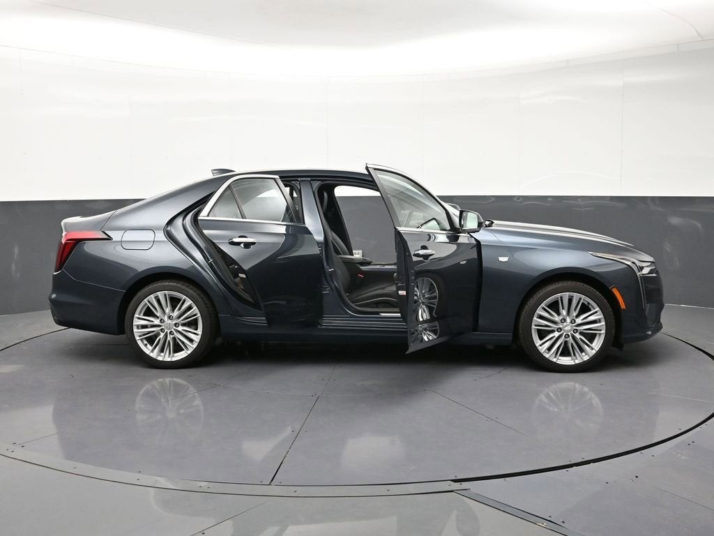 2022 Cadillac CT4 Premium Luxury