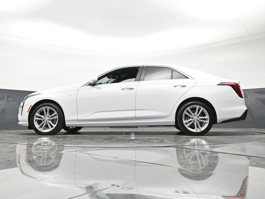 2023 Cadillac CT4 Luxury