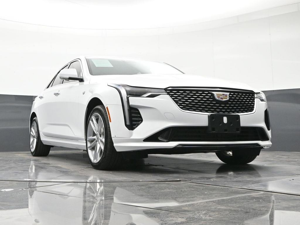 2023 Cadillac CT4 Luxury