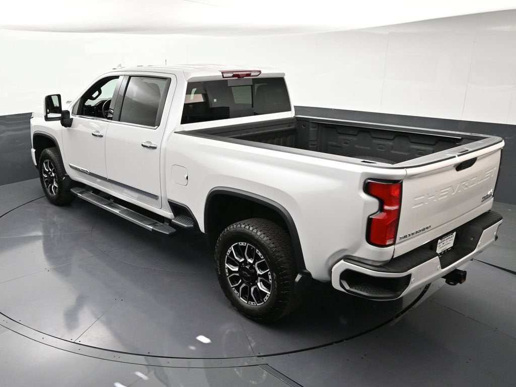 2025 Chevrolet Silverado 3500 HD High Country