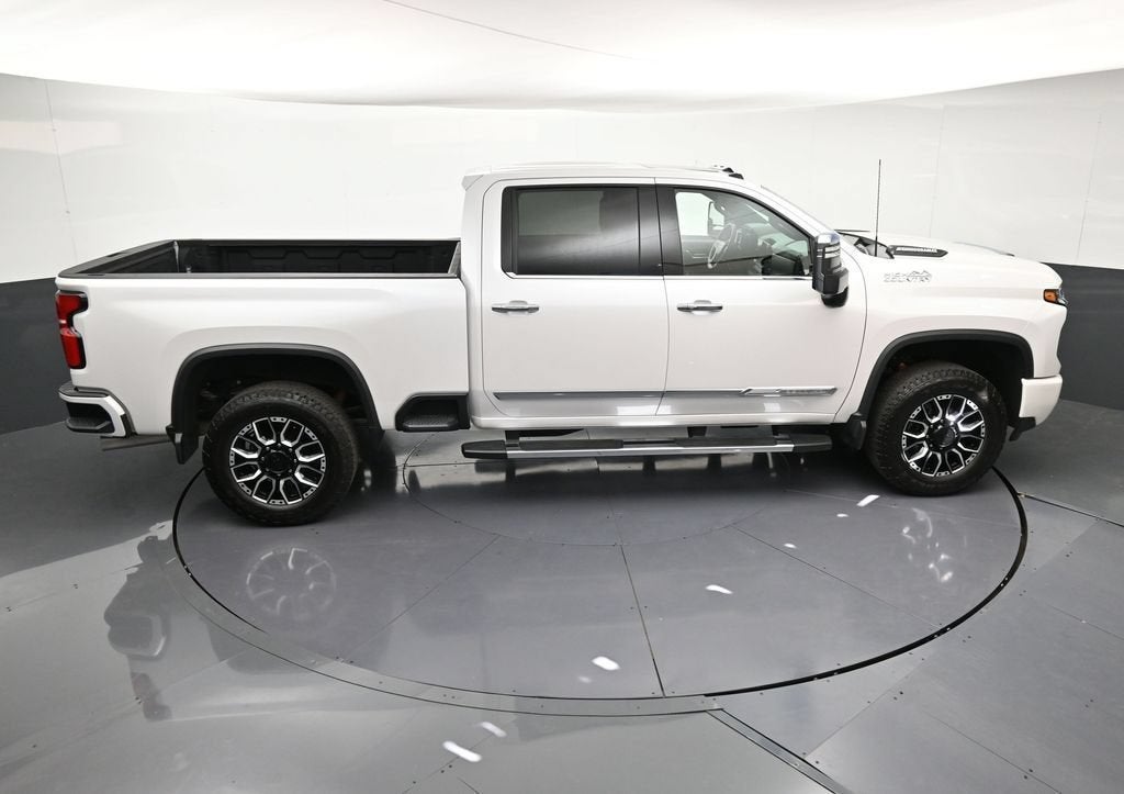 2025 Chevrolet Silverado 3500 HD High Country