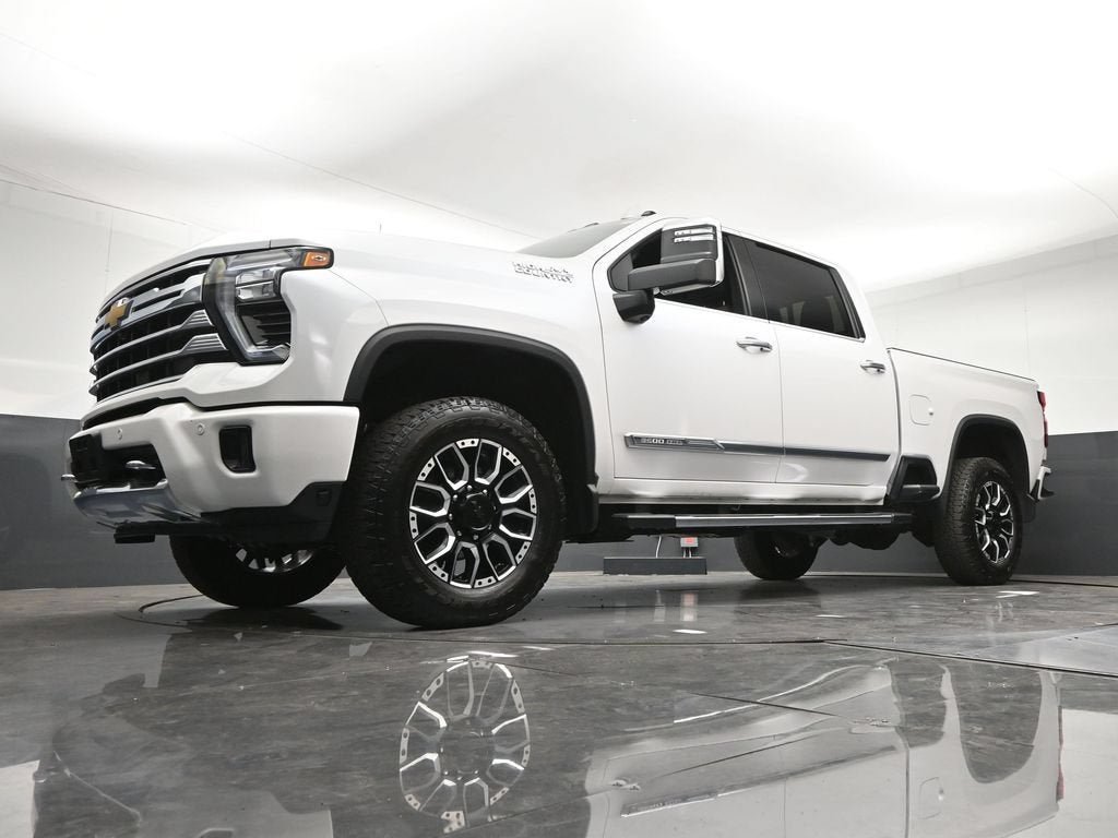 2025 Chevrolet Silverado 3500 HD High Country