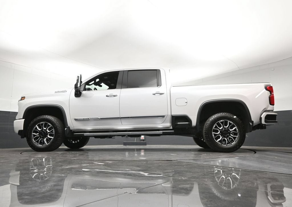 2025 Chevrolet Silverado 3500 HD High Country