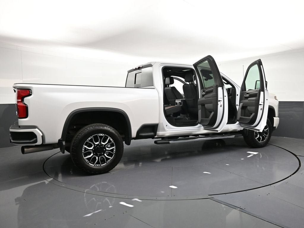2025 Chevrolet Silverado 3500 HD High Country