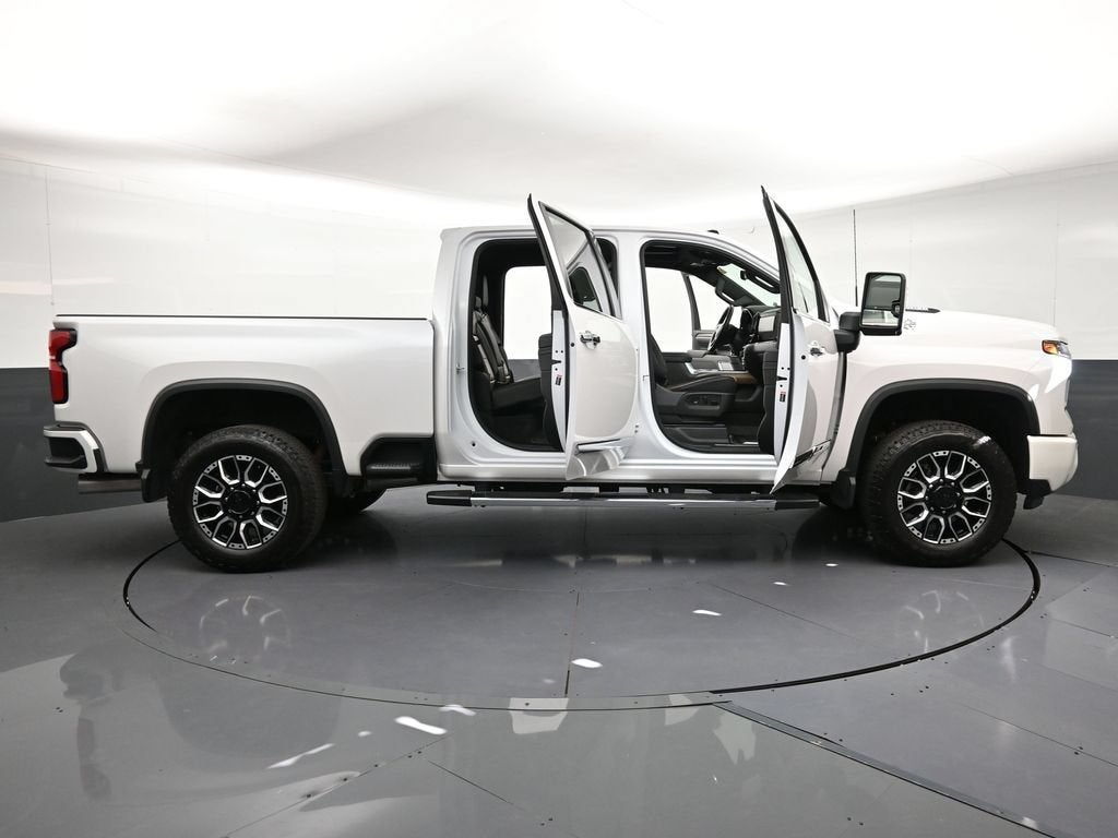2025 Chevrolet Silverado 3500 HD High Country