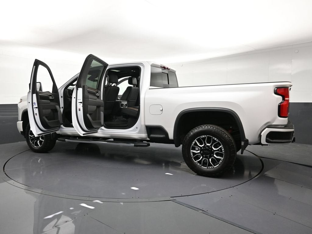 2025 Chevrolet Silverado 3500 HD High Country