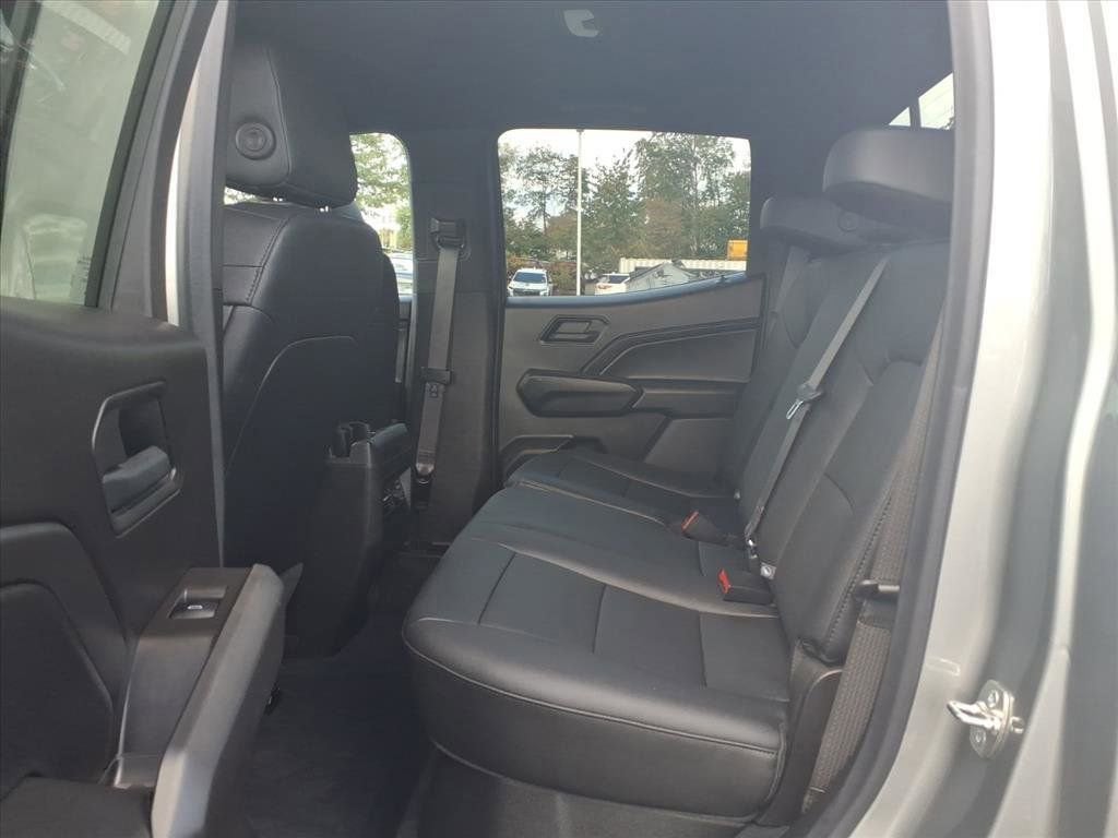 2025 Chevrolet Colorado WT/LT