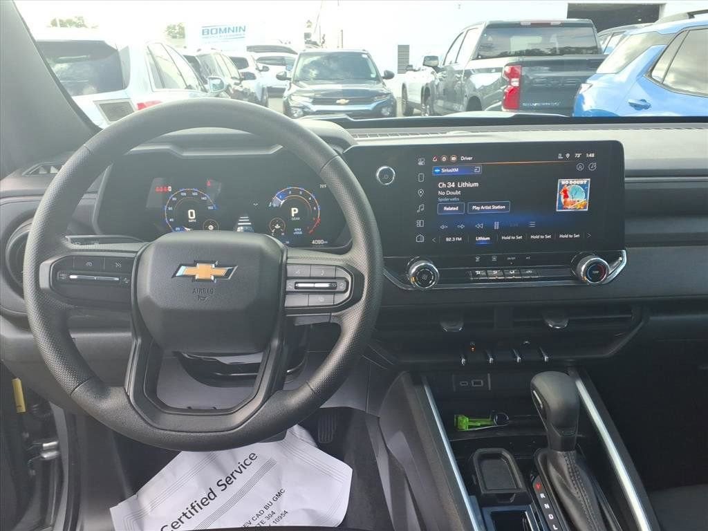 2025 Chevrolet Colorado WT/LT