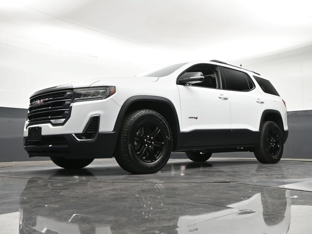 2023 GMC Acadia AT4