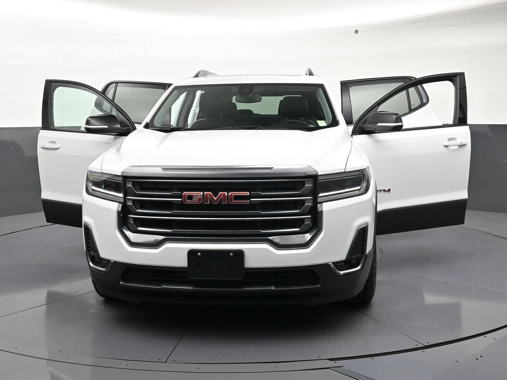 2023 GMC Acadia AT4