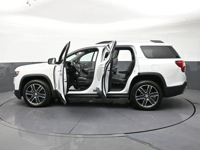 2022 GMC Acadia SLT