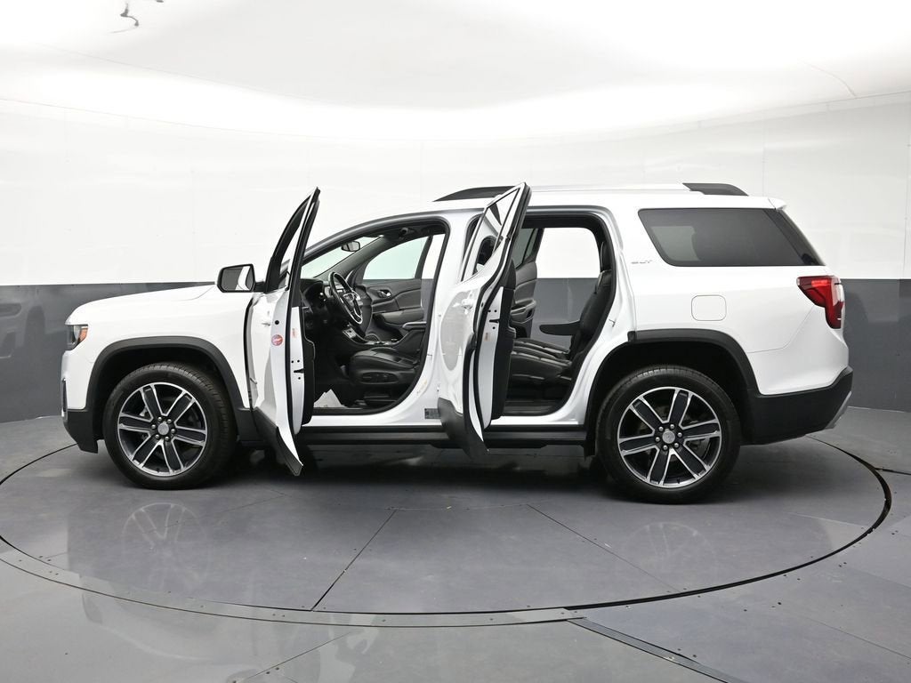 2022 GMC Acadia SLT