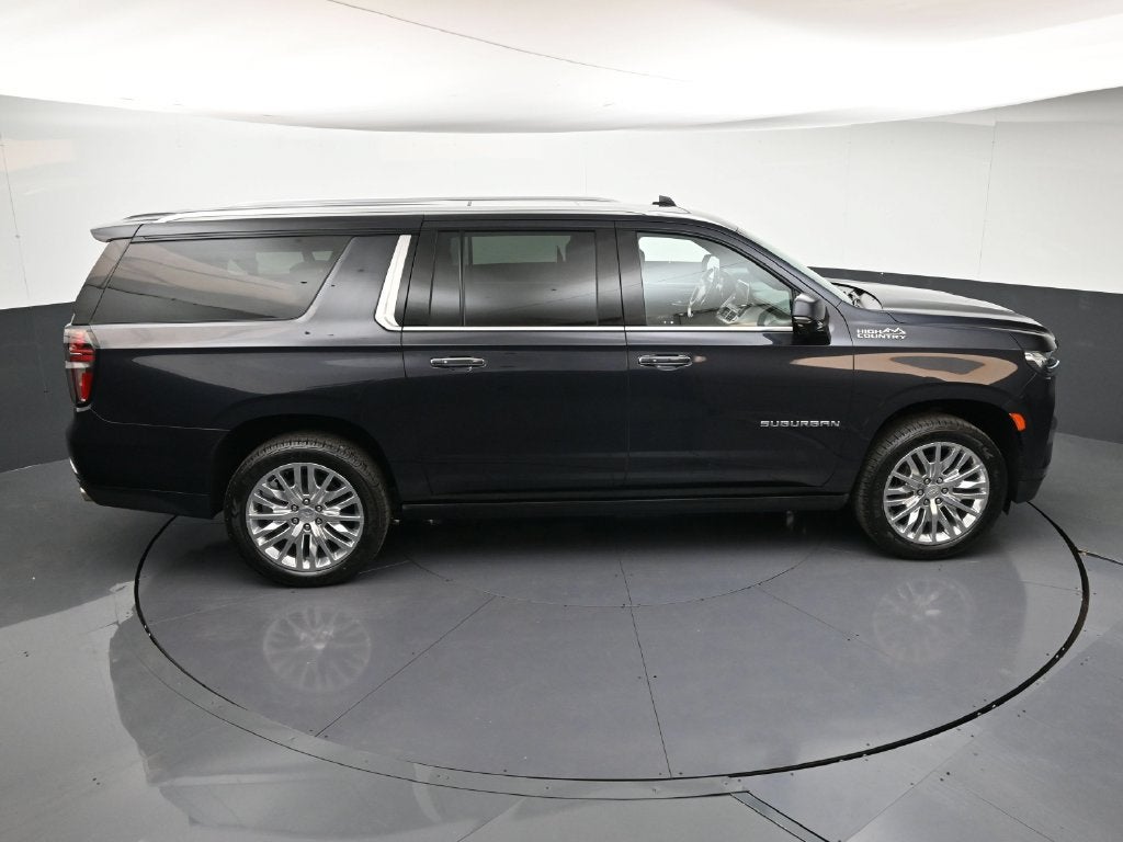 2023 Chevrolet Suburban High Country
