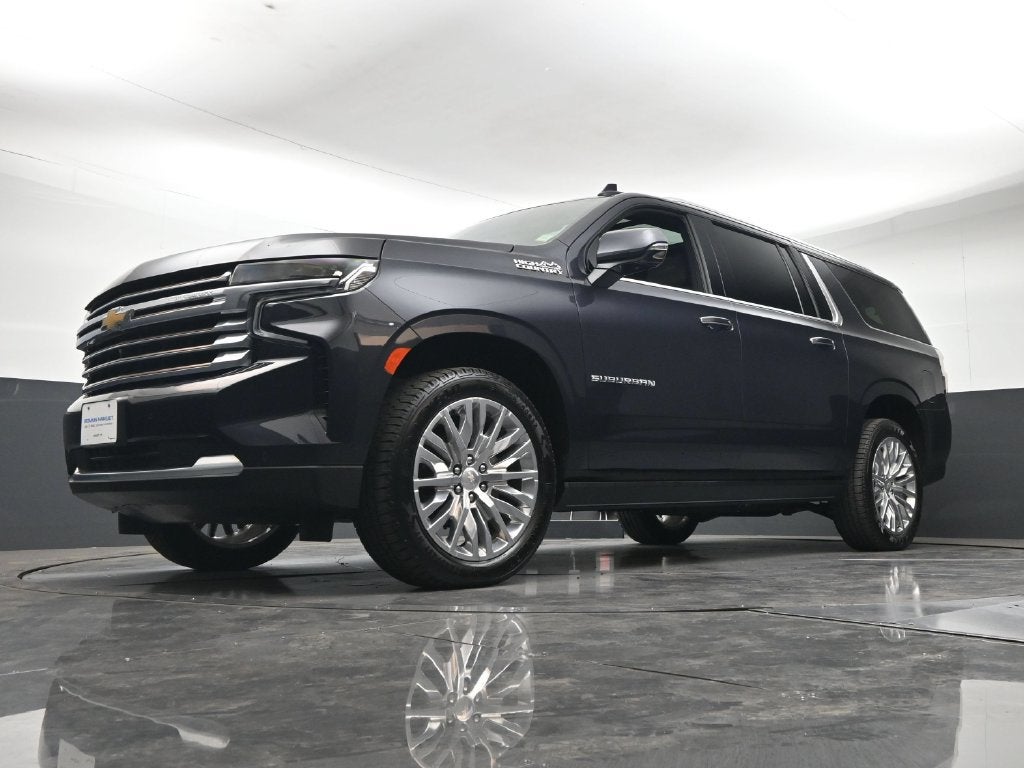 2023 Chevrolet Suburban High Country