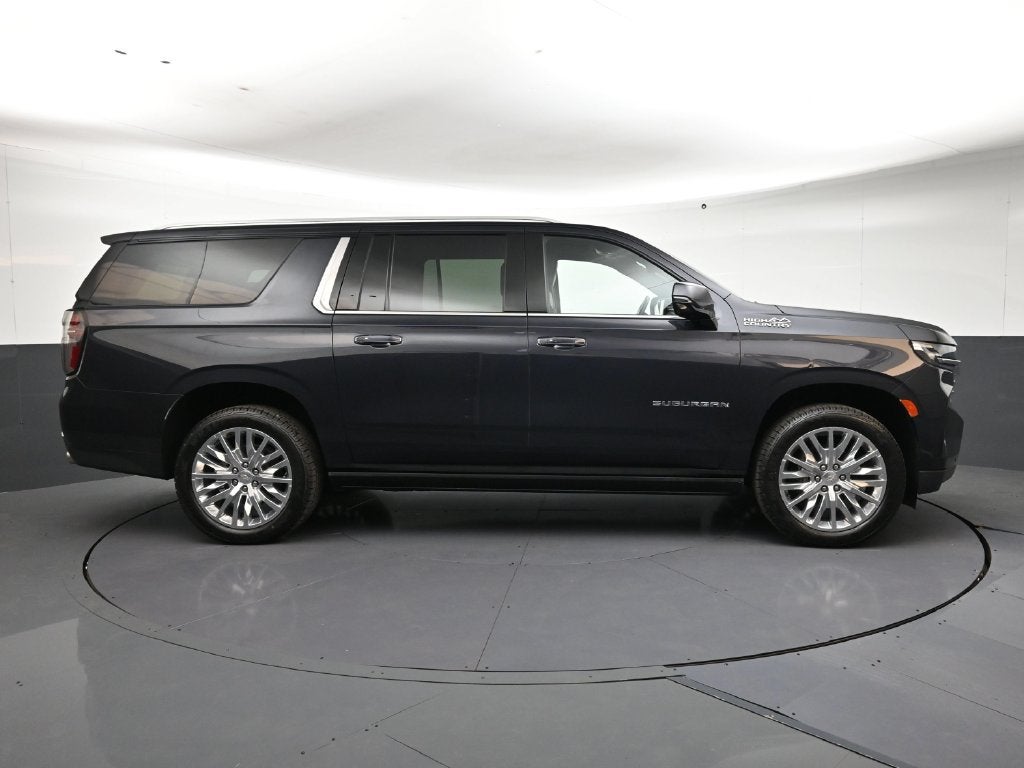 2023 Chevrolet Suburban High Country