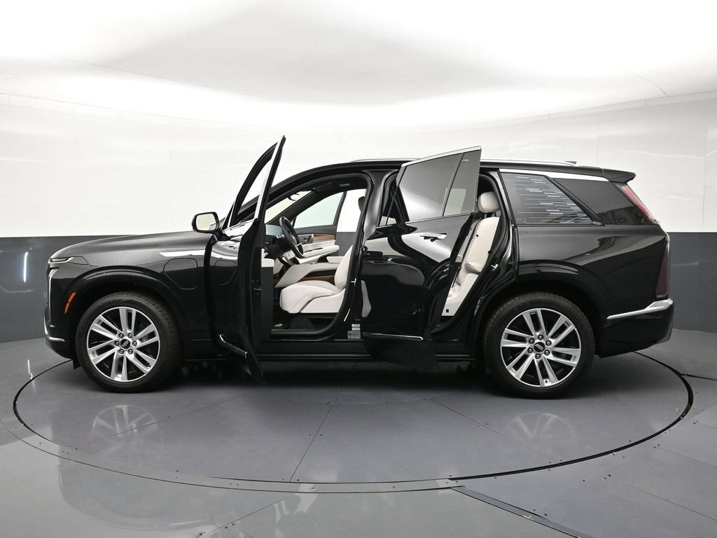 2026 Cadillac VISTIQ Luxury