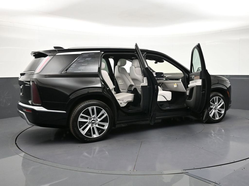 2026 Cadillac VISTIQ Luxury