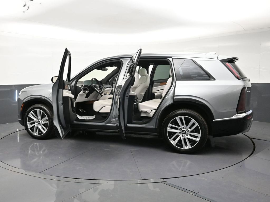 2026 Cadillac VISTIQ Luxury