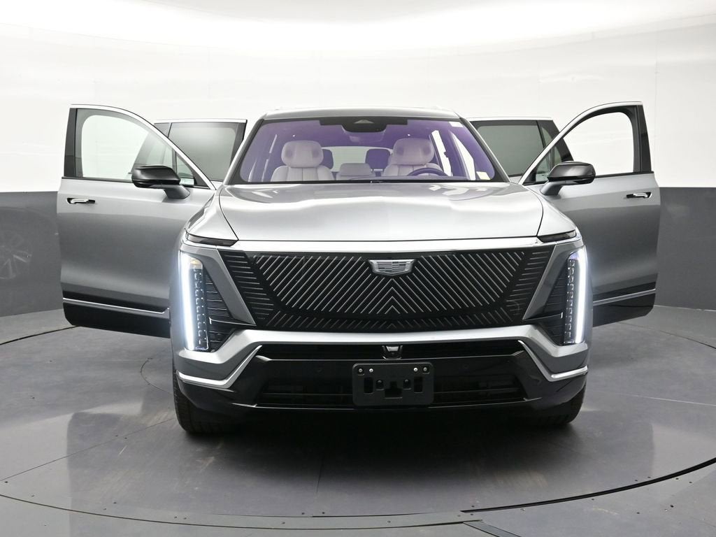 2026 Cadillac VISTIQ Luxury