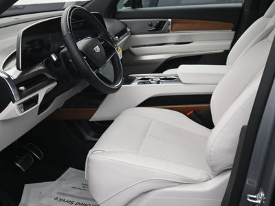 2026 Cadillac VISTIQ Sport