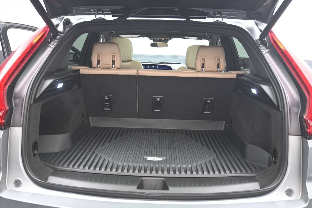 2024 Cadillac XT4 Luxury