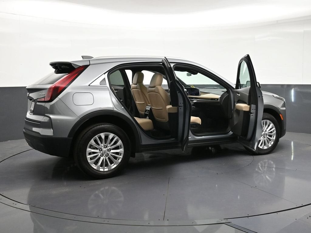 2024 Cadillac XT4 Luxury