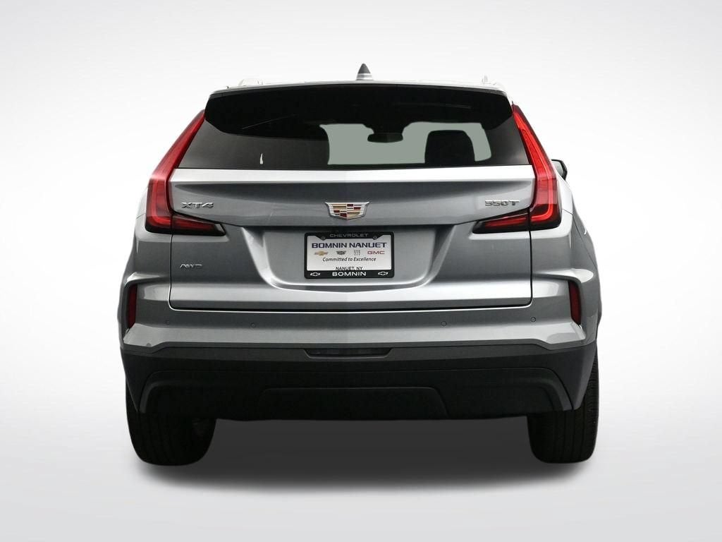 2024 Cadillac XT4 Luxury