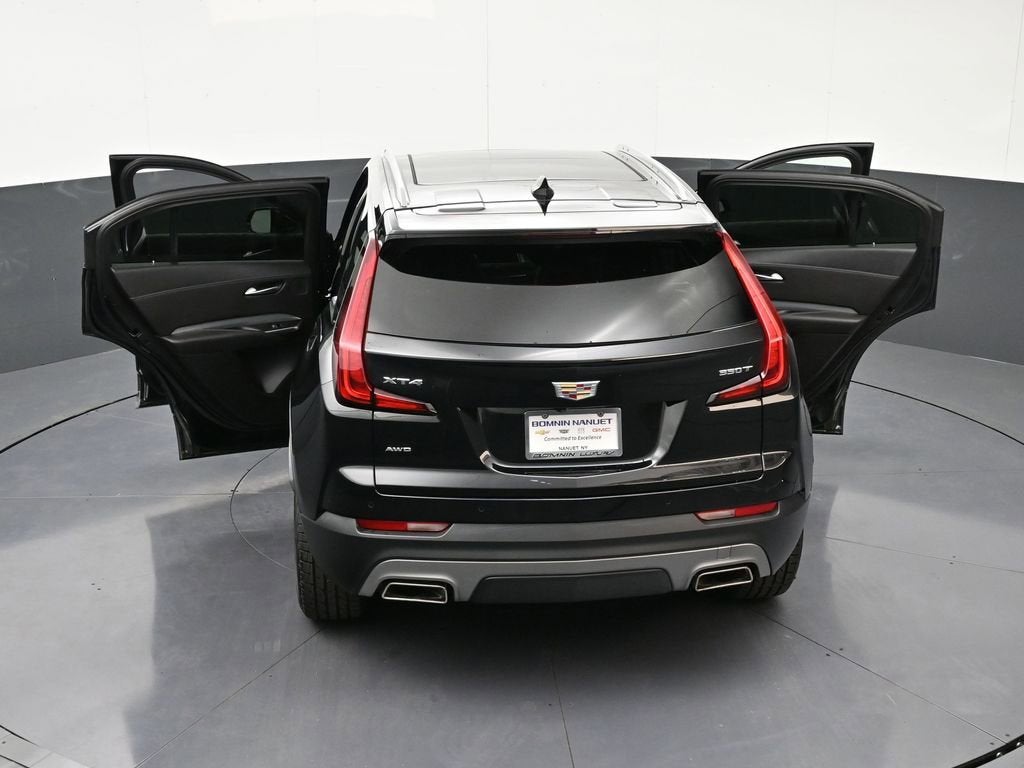 2023 Cadillac XT4 Premium Luxury