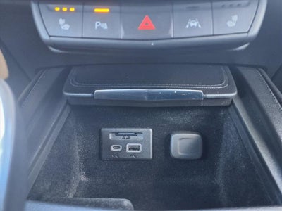 2021 Cadillac XT4 Premium Luxury