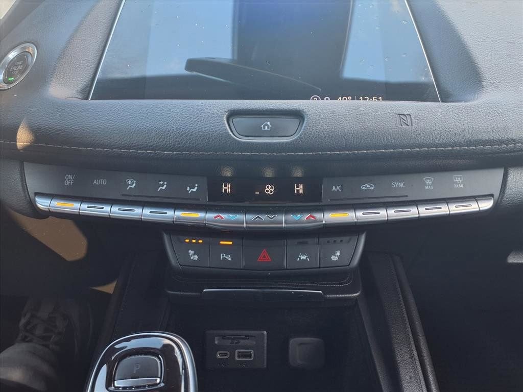 2021 Cadillac XT4 Premium Luxury