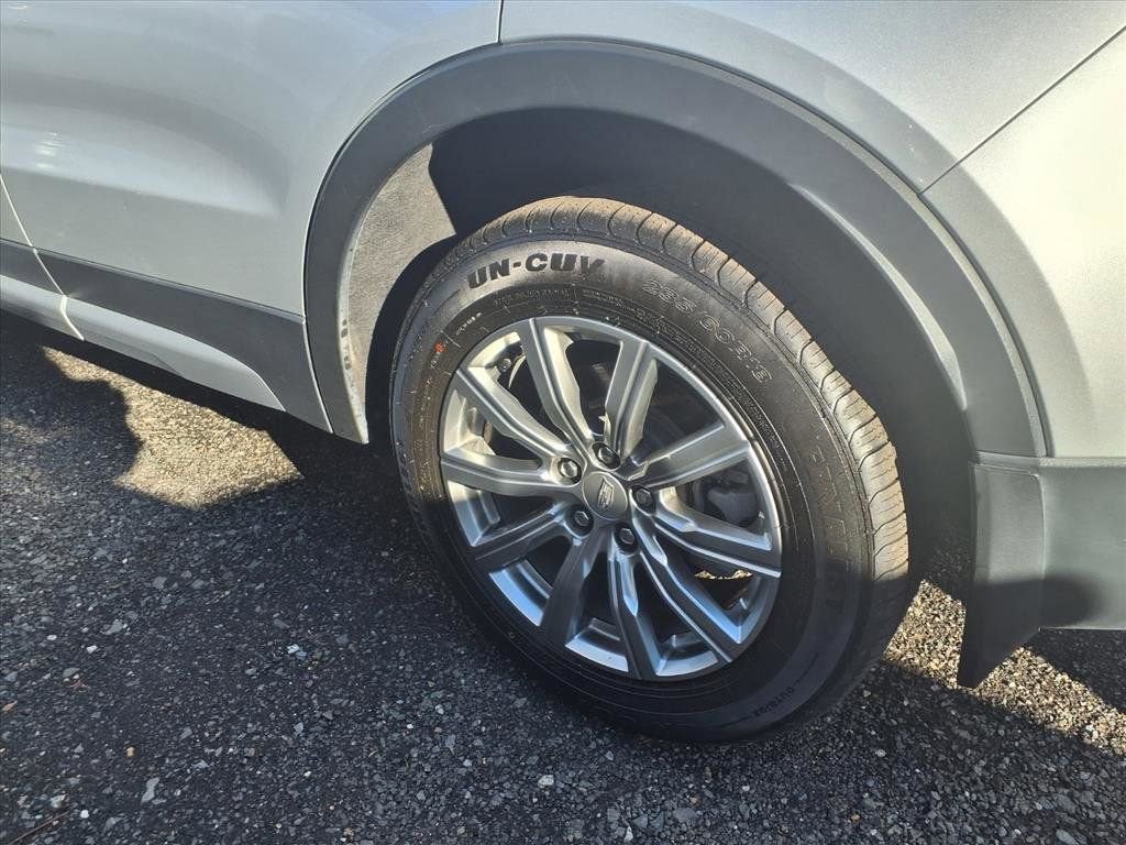 2021 Cadillac XT4 Premium Luxury