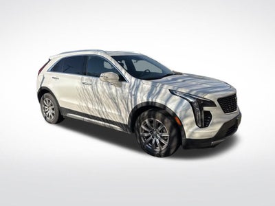 2022 Cadillac XT4 Premium Luxury