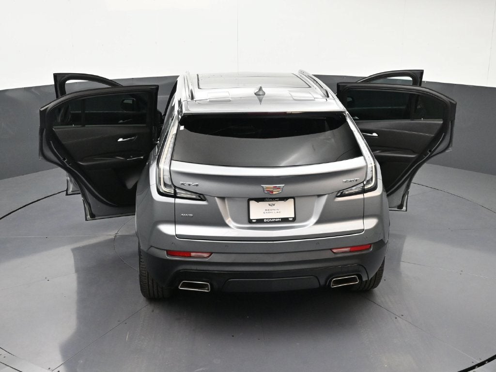 2023 Cadillac XT4 AWD Sport