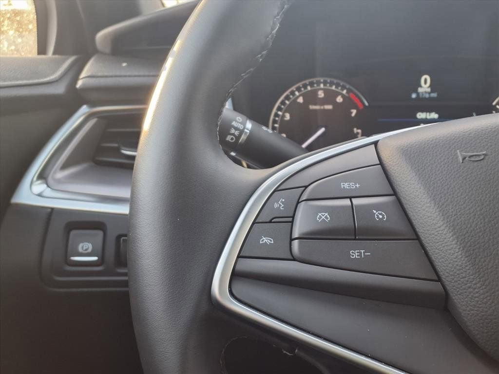 2025 Cadillac XT5 Luxury