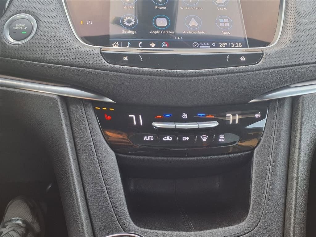 2025 Cadillac XT5 Luxury