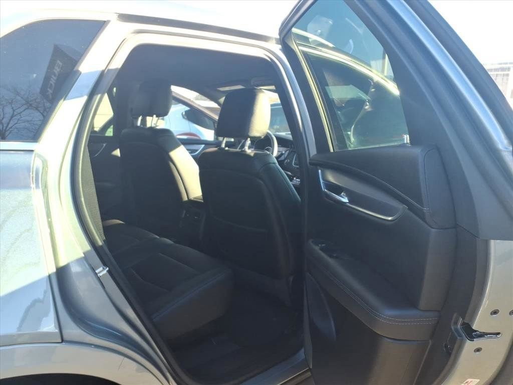 2024 Cadillac XT5 Luxury