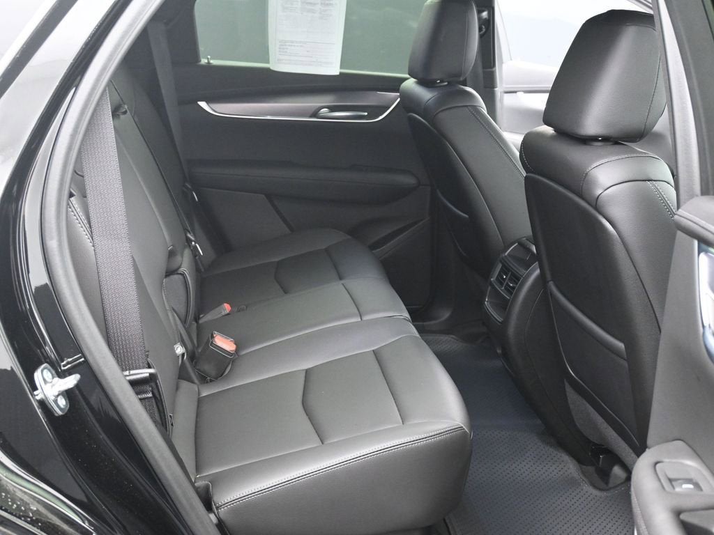 2025 Cadillac XT5 Luxury