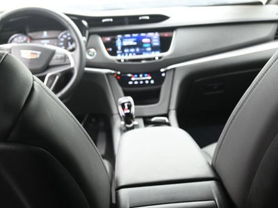 2025 Cadillac XT5 Luxury