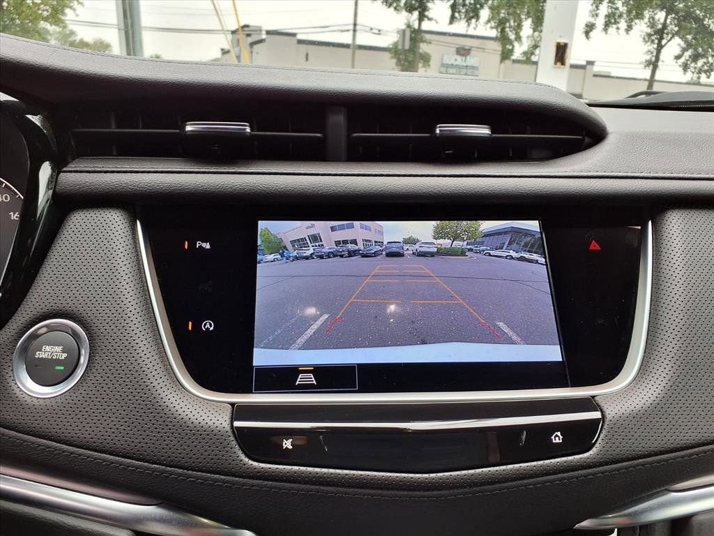 2025 Cadillac XT5 Luxury