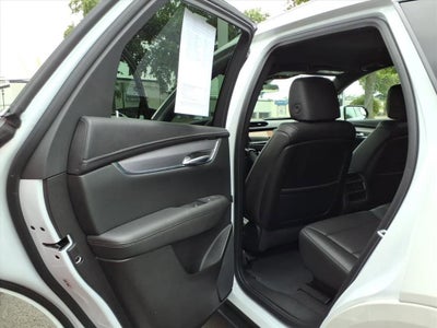 2025 Cadillac XT5 Luxury