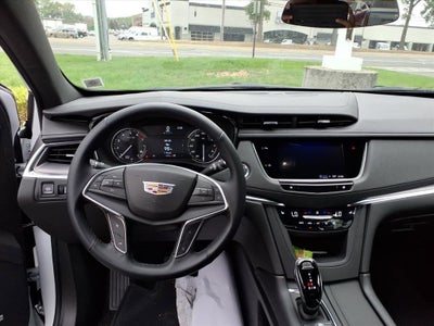 2025 Cadillac XT5 Luxury