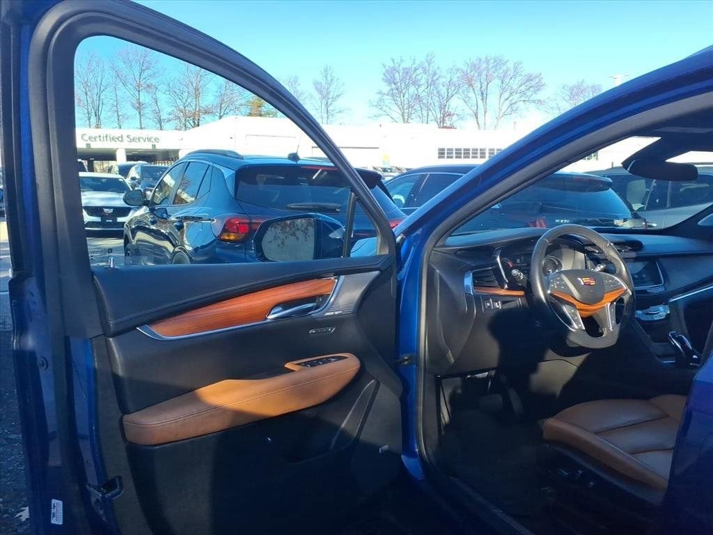 2023 Cadillac XT5 Premium Luxury