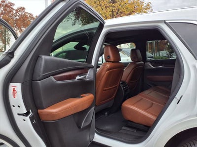 2022 Cadillac XT5 Premium Luxury