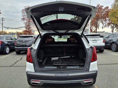 2022 Cadillac XT5 Premium Luxury