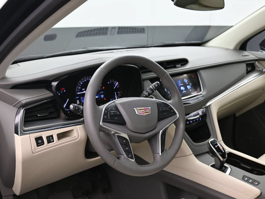 2017 Cadillac XT5 Luxury AWD