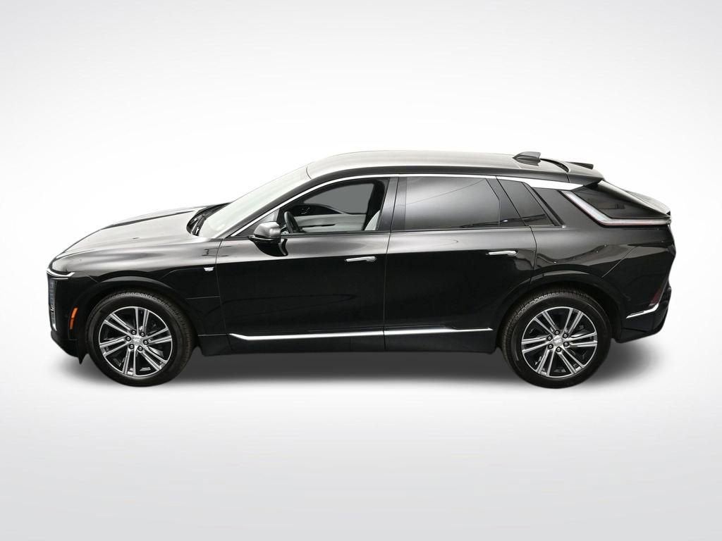 2025 Cadillac LYRIQ Luxury 1