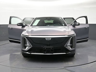 2025 Cadillac LYRIQ Luxury 1