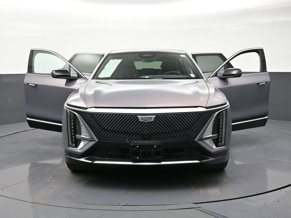 2025 Cadillac LYRIQ Luxury 1
